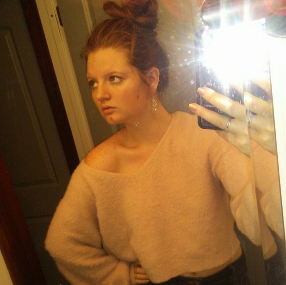 Meet your Posher, Anna - Picture 2 of 2